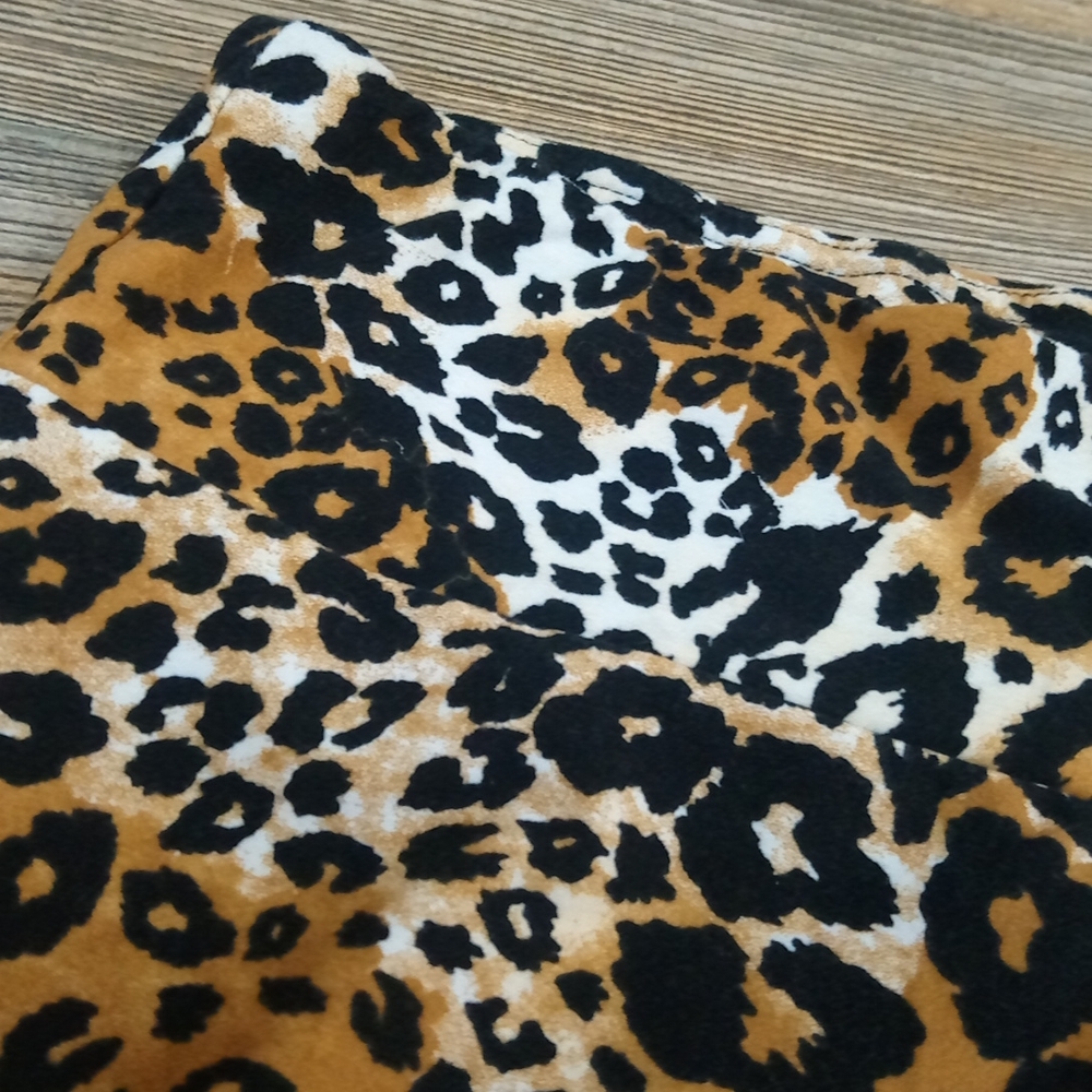 Leopard Printed Patterned Cozy Stretchy Comfy Leg… - image 4